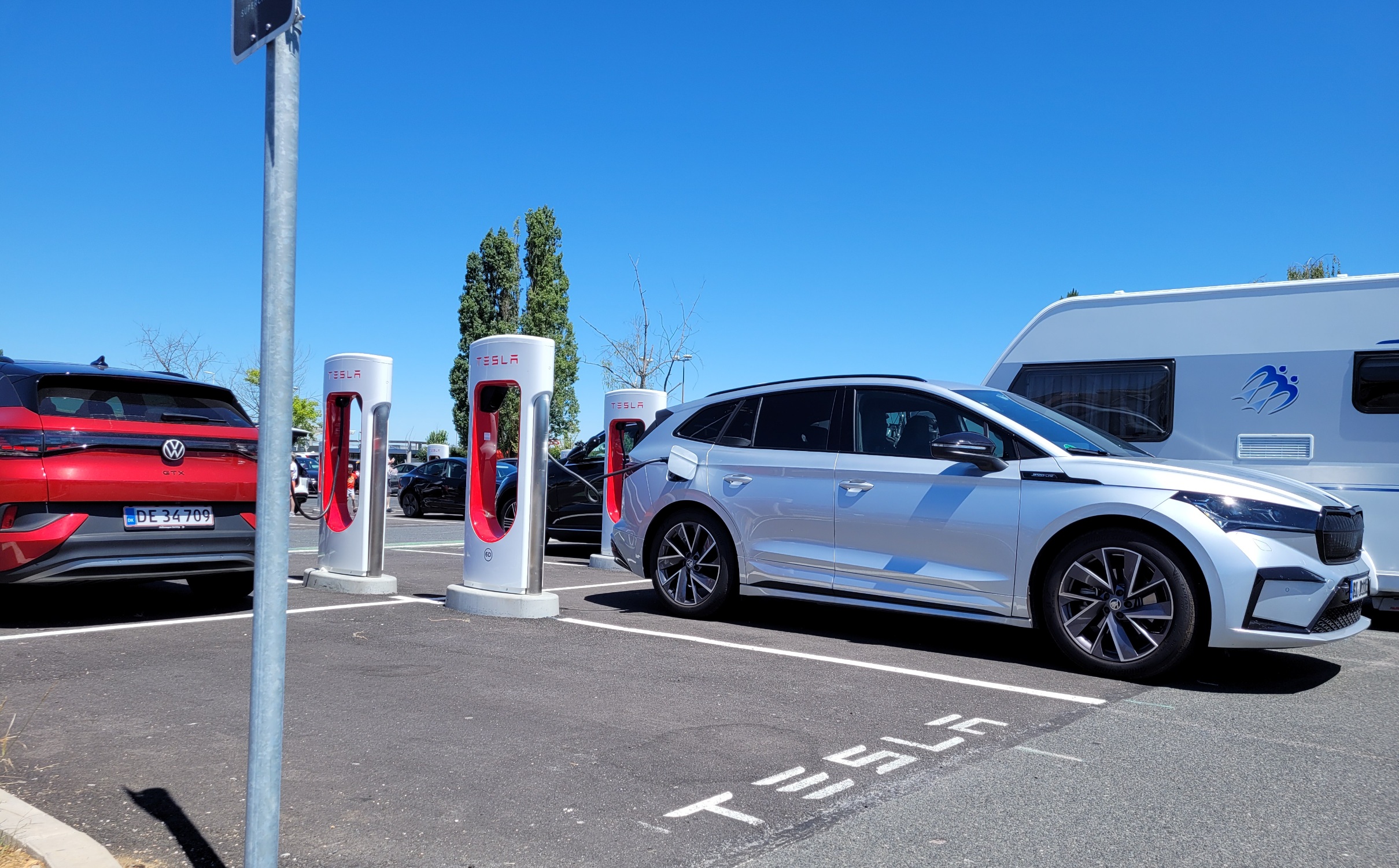 Tesla Supercharger Laxou Frankreich